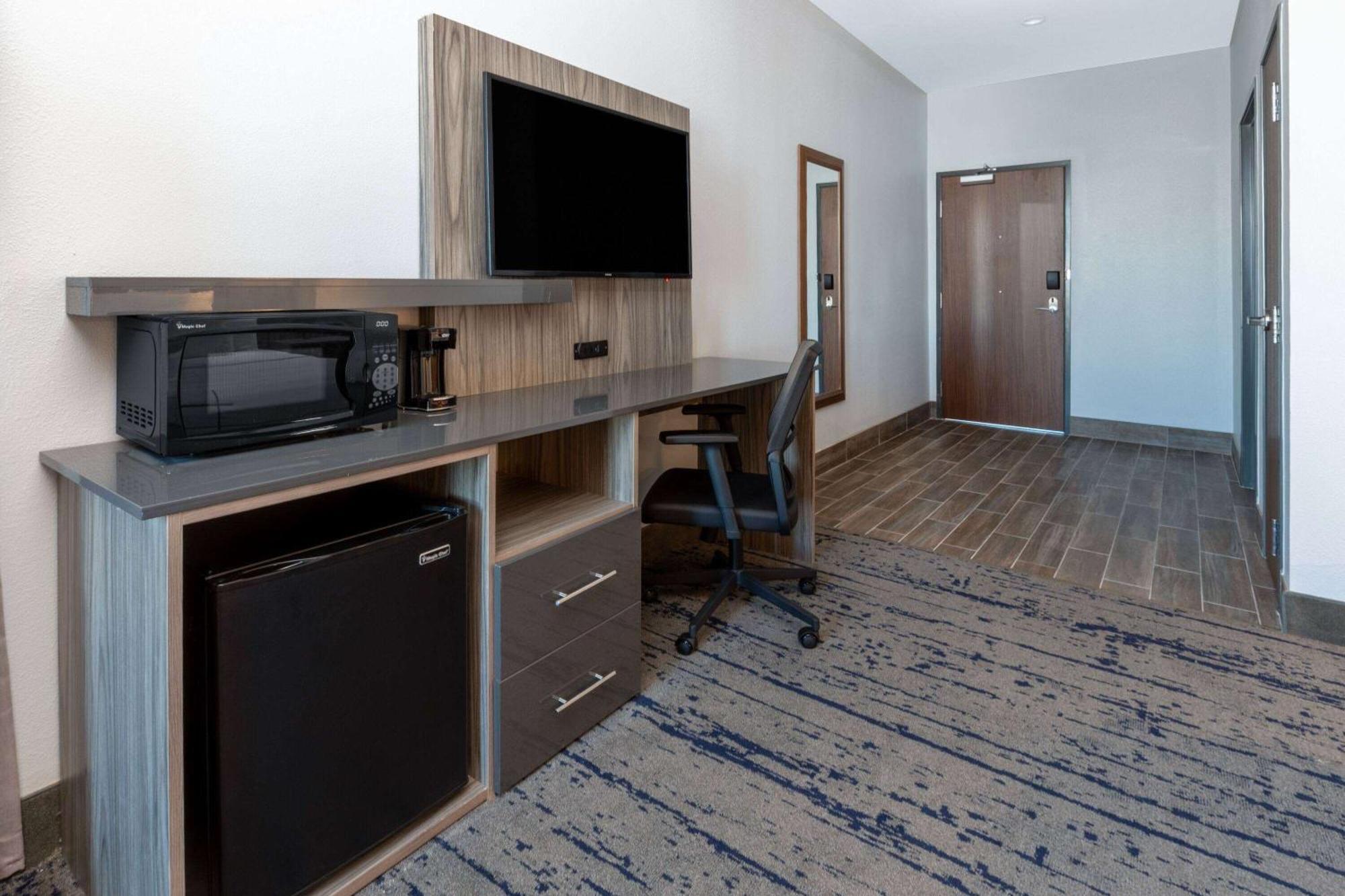 La Quinta Inn & Suites By Wyndham Dallas - Frisco Stadium Ngoại thất bức ảnh